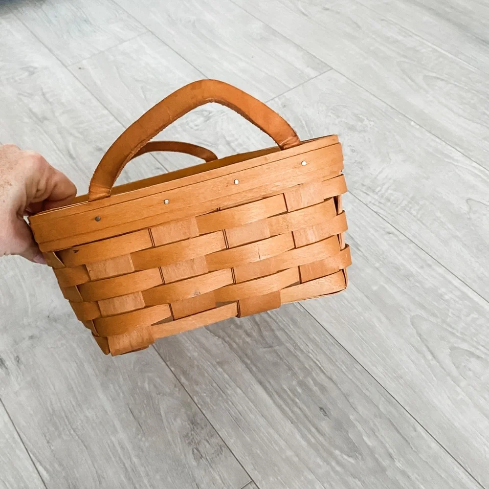 Longaberger Gathering Pantry Basket with protector